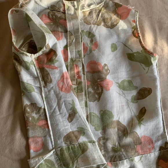 Women Vintage Floral sleeveless crop top🌸 - Picture 10 of 12